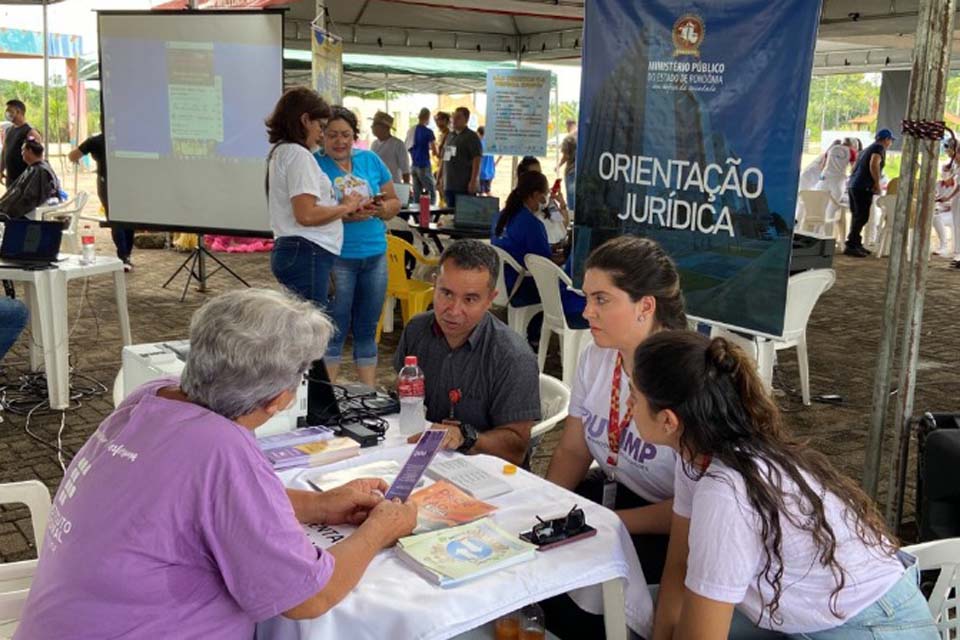 Ministério Público de Rondônia-MPRO presta orientações jurídicas no Dia da Pessoa Idosa