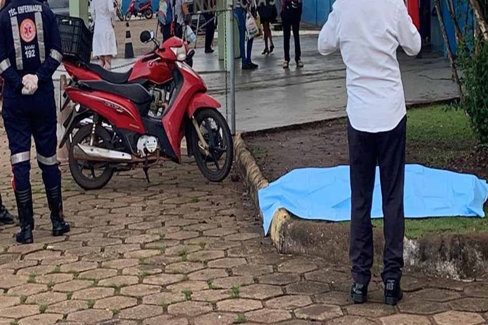 Homem atacado a tiros morre no estacionamento de hospital 