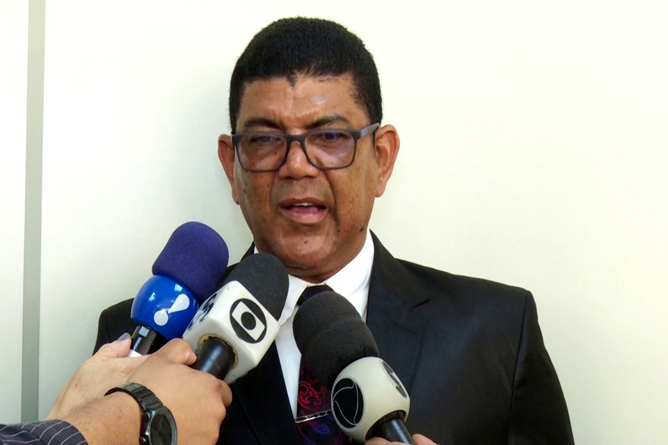 Justiça Eleitoral julga improcedente ação que visava cassar o mandato eletivo do prefeito de Candeias do Jamari/RO