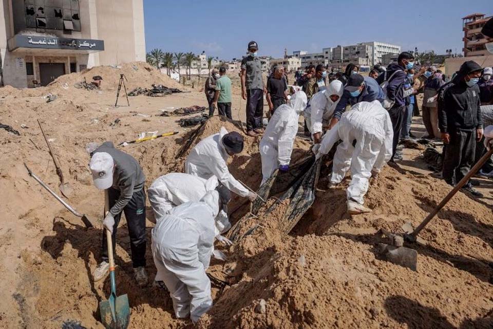 ONU exige investigação internacional após descoberta de valas comuns em hospitais em Gaza