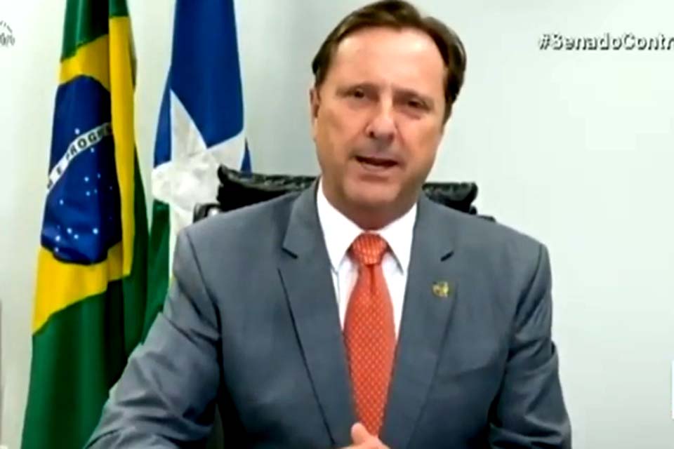 Propostas preveem apoio psicológico a pessoas que sofrem com o afastamento social  provocado pela pandemia do coronavírus