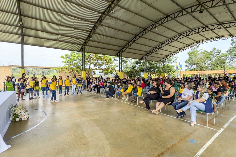 Prefeitura de Porto Velho entrega escola ampliada e reformada para comunidade de Aliança
