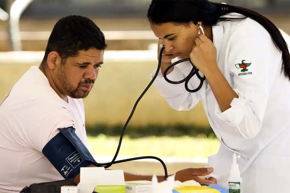 Planos de saúde ganham mais de 800 mil usuários em um ano, informa ANS