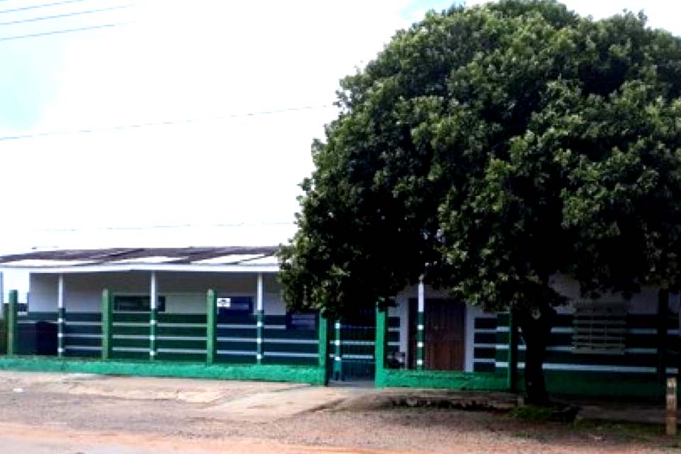 Prefeitura firma parceria Público-Privada para reformar a fachada do CMEI Madre Tereza de Calcutá