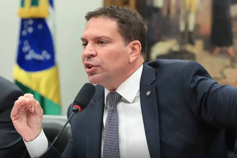 Interpol, prisão e extradição: o que pode acontecer com Alexandre Ramagem nos EUA