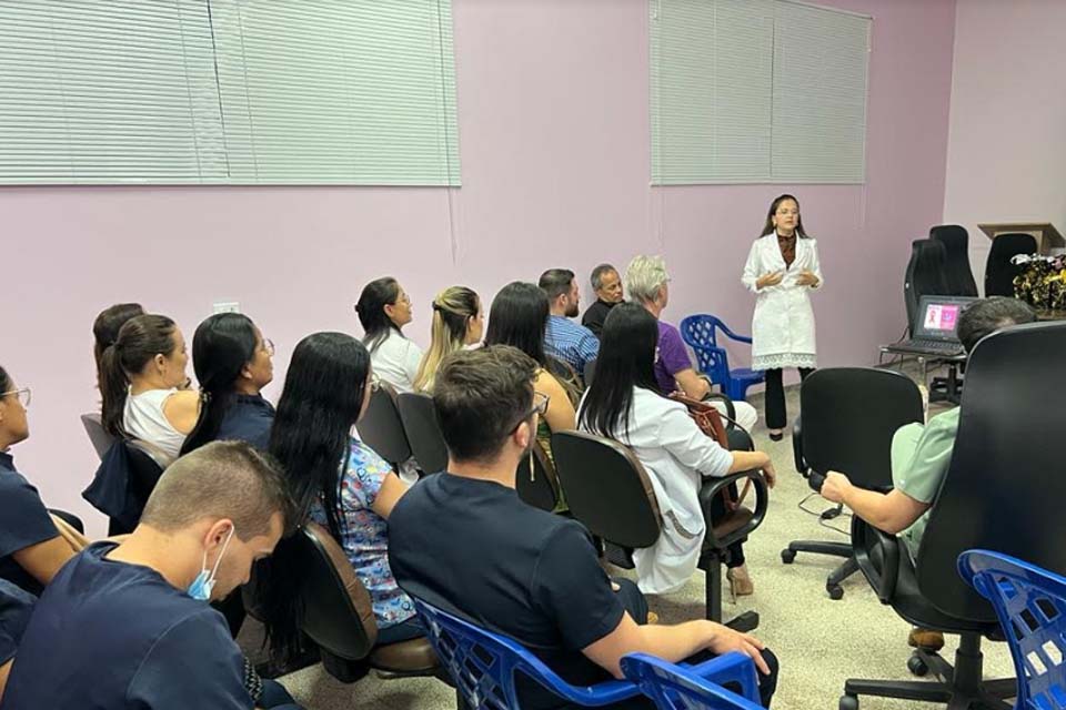 Especialistas em Oncologia se reunem para discutir sobre o câncer de mama