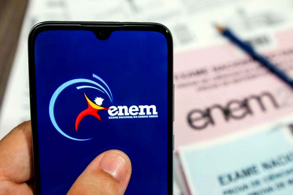 Enem: candidatos com covid devem enviar laudo entre os dias 25 e 29