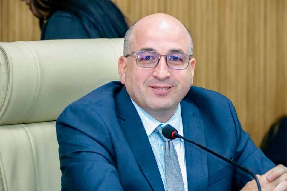 Projeto de Gedeão do Edvilson Negreiros sobre manobra contra engasgamento é aprovado na Câmara de Porto Velho