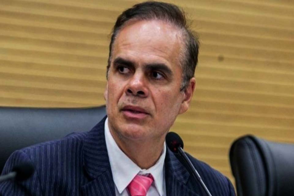 Alan Queiroz solicita melhorias na infraestrutura urbana de Espigão e Guajará-Mirim