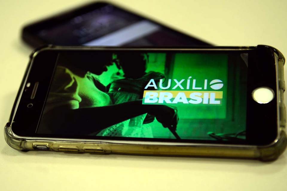 Caixa paga Auxílio Brasil a beneficiários com Número de Inscrição Social de final 5