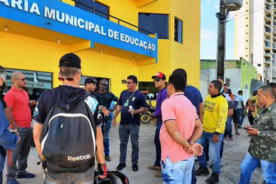 Comissão formada por vigilantes e diretoria do SINTESV/RO reivindicam e Empresa HR realiza pagamento