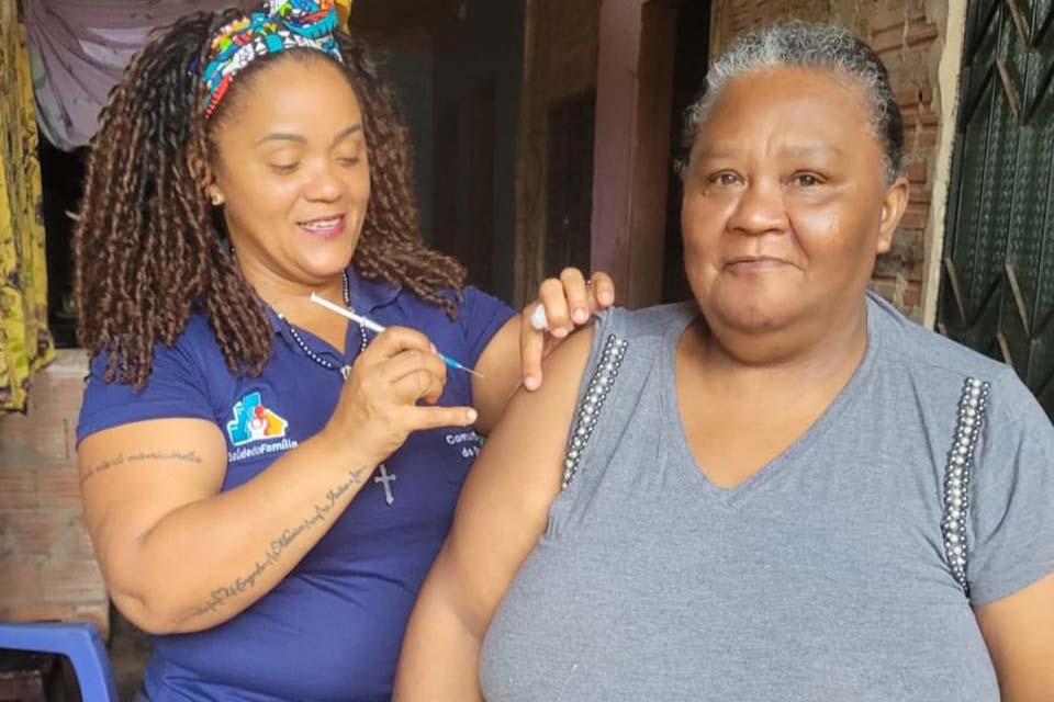 Prefeitura realiza vacinação itinerante para diabéticos, em Porto Velho