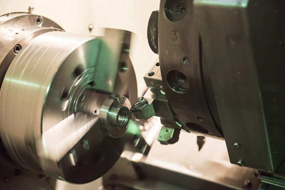 Que tipos de porca uma indústria deve ter?