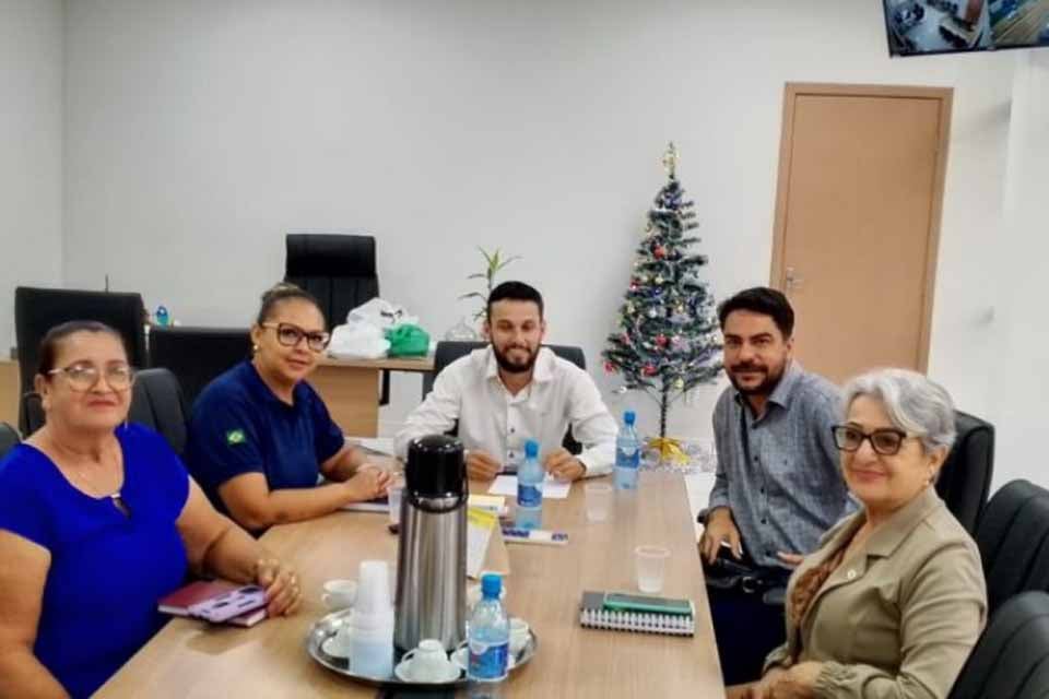 Costa Marques se aproxima da implantação do Plano de Carreira da Educação