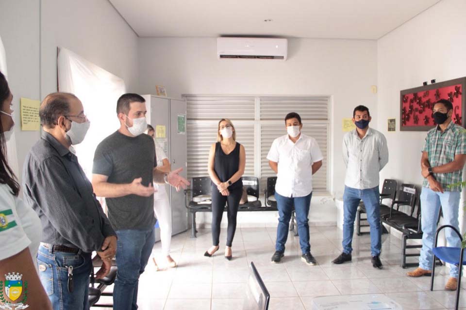 Caps II convidou vereadores para um café da manhã com prosa, com apresentação de projetos estratégicos e sobre políticas públicas