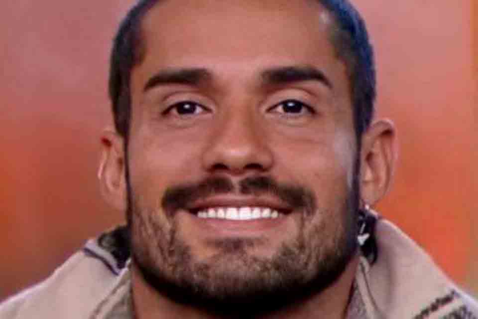 Bil Araújo esquece onde mora ao voltar para casa após participar de três realitys