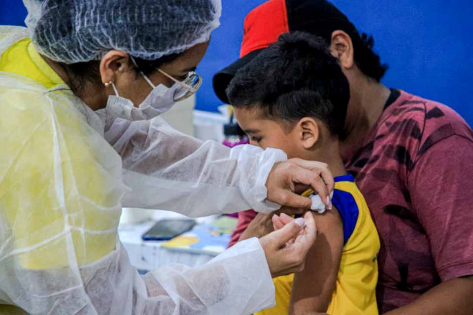 Prefeitura de Porto Velho amplia vacinação com ações em escolas da capital e distritos