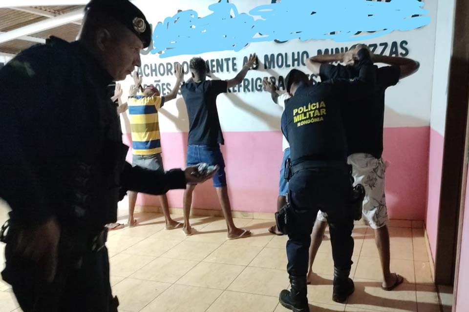 Abordagem em Rolim de Moura Resulta em Prisão de Suspeitos