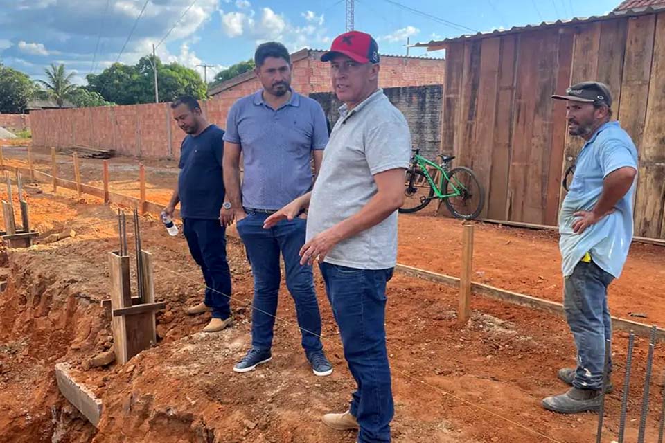 Presidente da Câmara Márcio Pacele fiscaliza obras em Vista Alegre e Nova Califórnia, na Ponta do Abunã