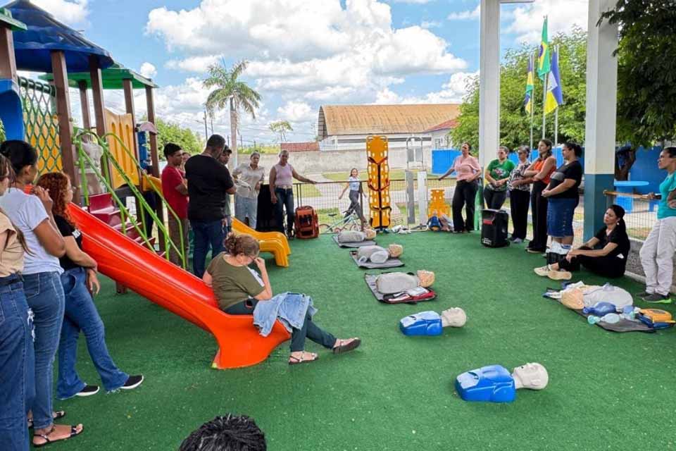 Profissionais da rede de educação municipal de Jaru participam de capacitação sobre primeiros socorros