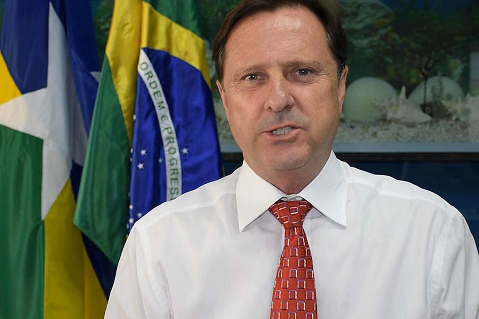 Governo comprará alimentos da agricultura familiar, informa senador Acir Gurgacz