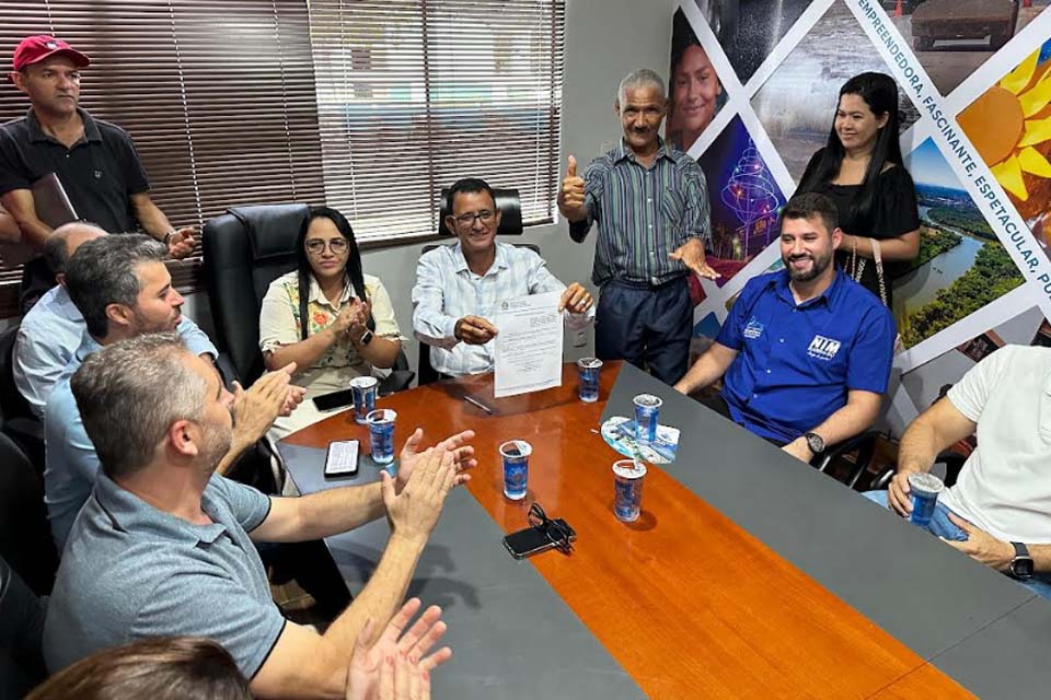 Vice-prefeito Joaquim Teixeira assume pela segunda vez a Prefeitura de Ji-Paraná 