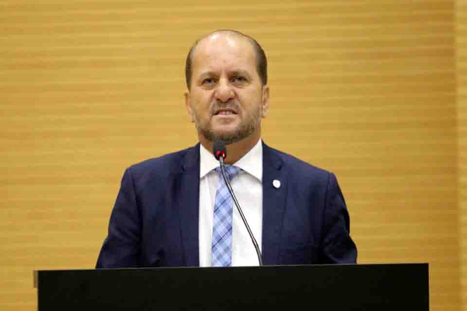 Deputado Cirone Deiró apresentou projeto de lei para apoiar e incentivar o empreendedorismo feminino