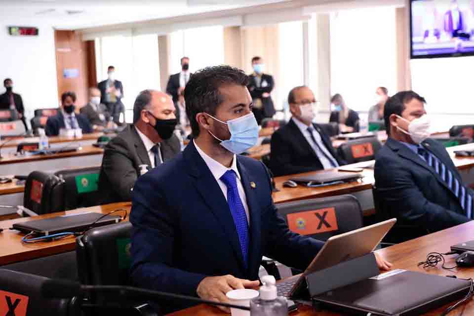 Marcos Rogério pede prazo de 10 dias para que União, estados e municípios enviem informações à CPI da Covid