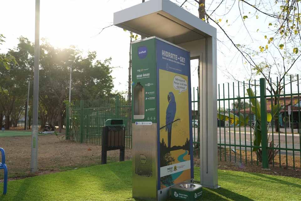 Bebedouros em espaços públicos exigem uso consciente