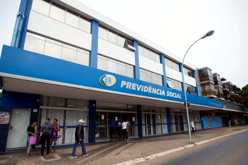 Prova de vida de aposentados e pensionistas é suspensa até setembro