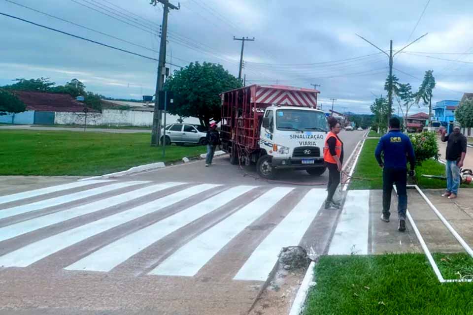 Melhorias na sinalização e infraestrutura da Rodovia-470 são realizadas pelo governo no Vale do Paraíso