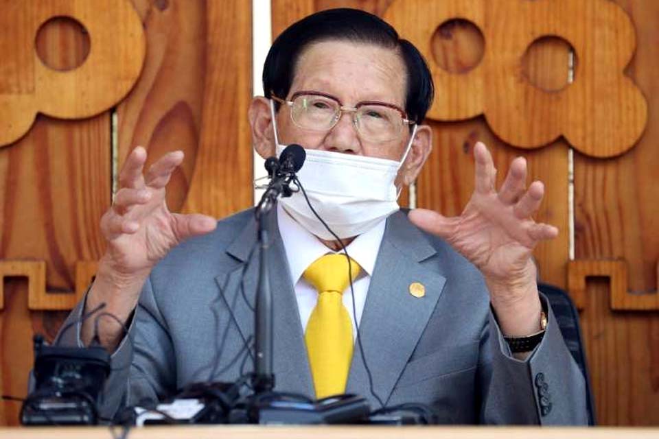 Líder religioso da Coreia do Sul é preso por sabotar combate ao coronavírus