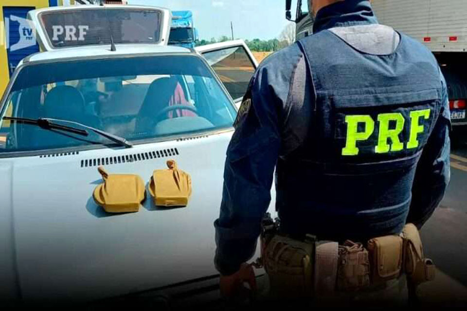 PRF apreende 2 KG de Cocaína na BR 425 em Guajará-Mirim
