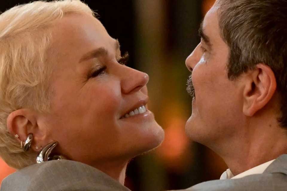 Xuxa celebra 13 anos com Junno Andrade: “Você é a poesia em pessoa”