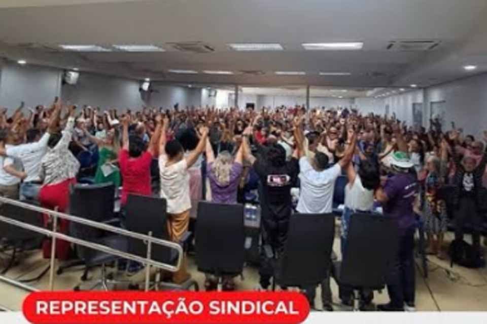 SINTERO: Professores recebem o retroativo do piso da categoria do Piso Nacional do Magistério