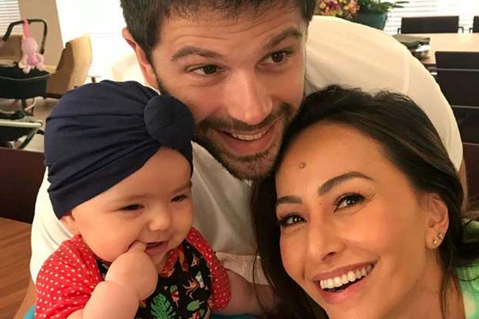 Duda Nagle posta fotos em família no aniversário de Sabrina e Zoe rouba a cena