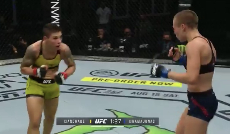 VÍDEO - Jessica Bate-Estaca perde para Rose Namajunas no UFC 251; Melhores Momentos da luta