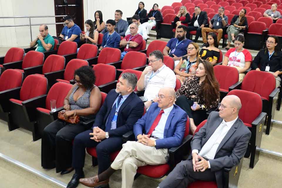 Compromisso com a equidade racial: TRT-14 promove palestra e lança campanha