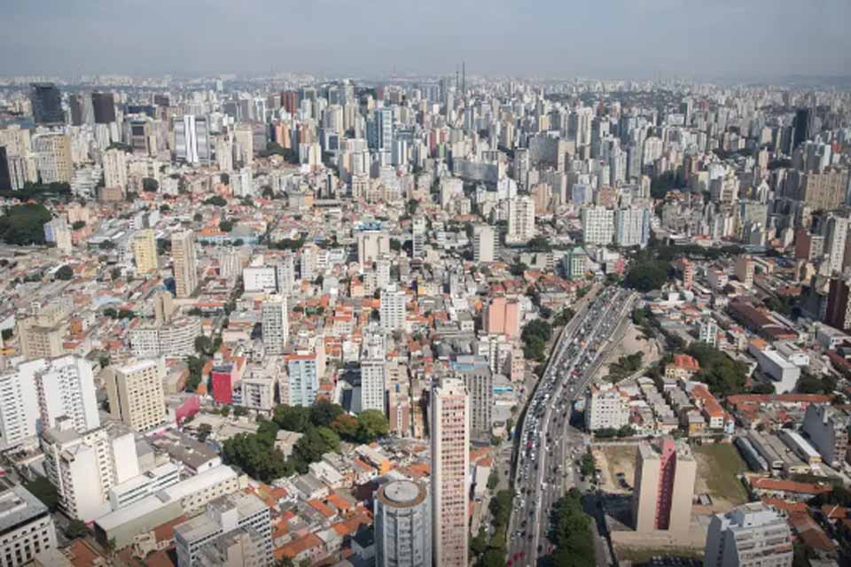 Lançamento de novos imóveis supera vendas de março em São Paulo