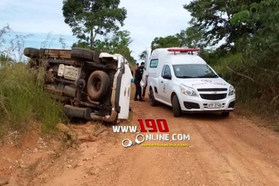 Jovem de 19 anos morre após caminhonete S10 capotar na zona rural