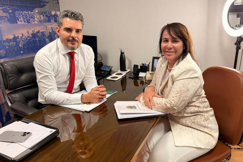 Parceria entre Thiago Flores e Ana Paula leva Mutirão de perícias e fortalece atendimento em Nova Brasilândia 