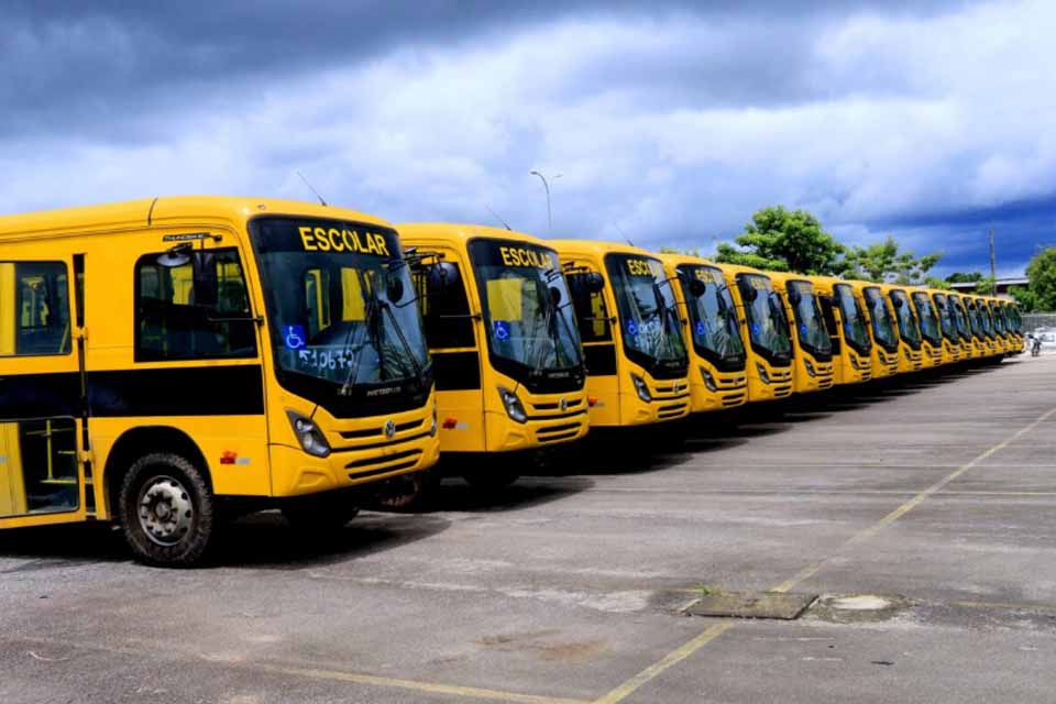 Ferramenta digital permite consulta da situação de veículos do transporte escolar e garante segurança dos alunos