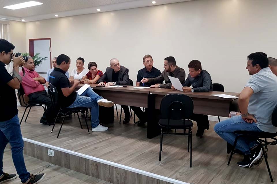 Levantamento Efetuado Pela Secretaria De Educação De Certo Município