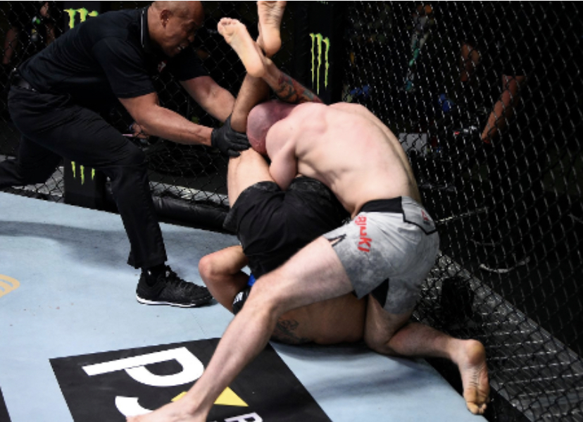 VÍDEO - Brasileiro André Sergipano finaliza no 1º round e vence no UFC Las Vegas; Assista
