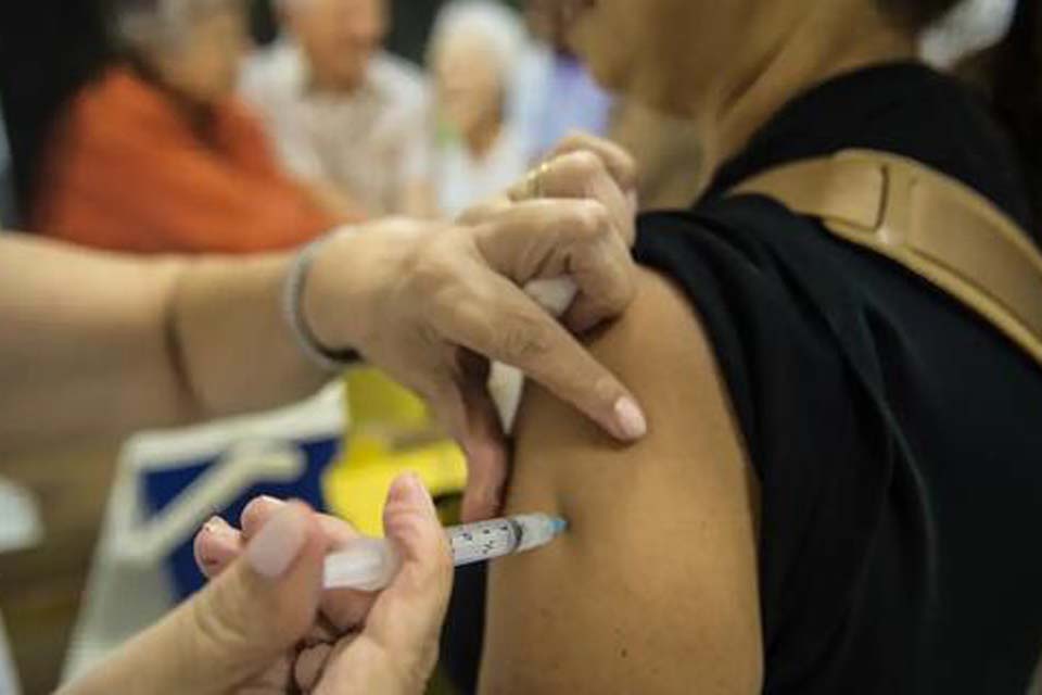 Mutirão atende população em situação de rua em São Paulo