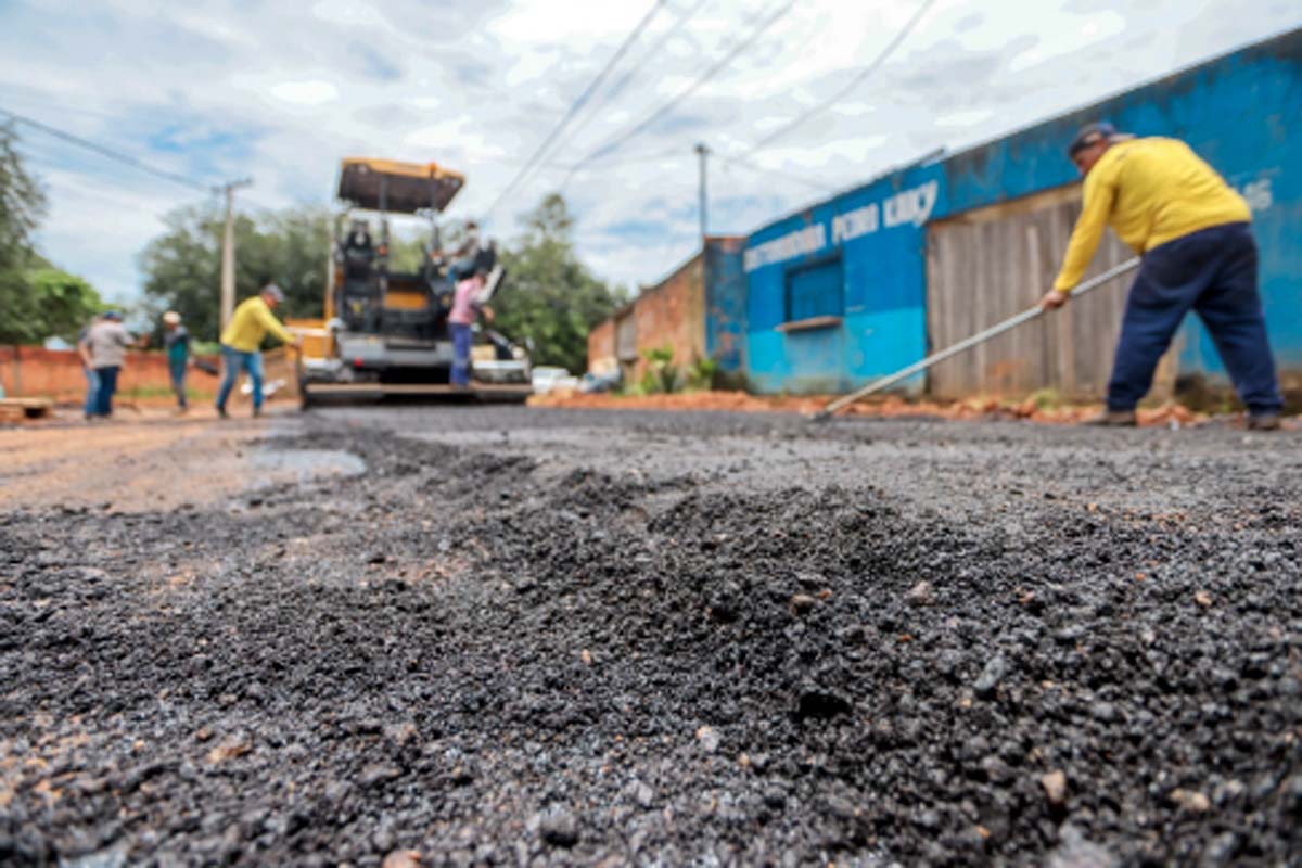 Prefeitura implementa técnicas de preservação para asfalto no período chuvoso