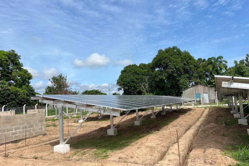 Dia dos Povos Indígenas é marcado pela chegada da energia elétrica em Aldeia Santo André