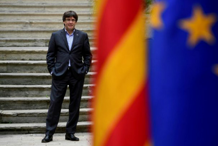 Separatistas catalães ainda tentam acordo para formar governo