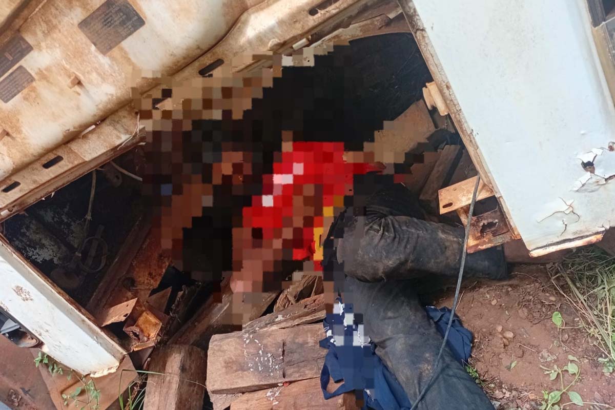 Homem em situação de rua é encontrado morto embaixo de Kombi 