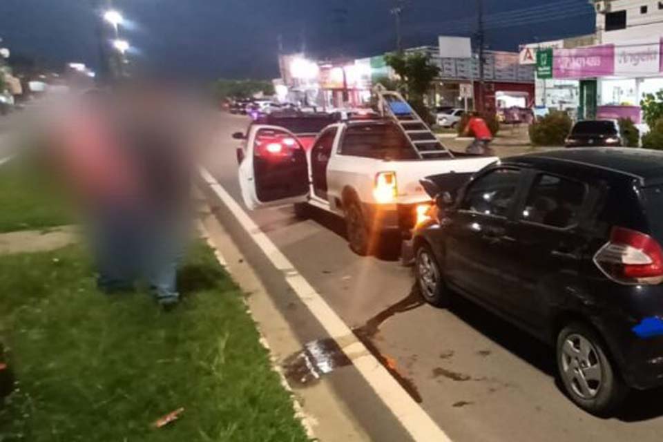 Acidente envolve três veículos na avenida marechal rondon